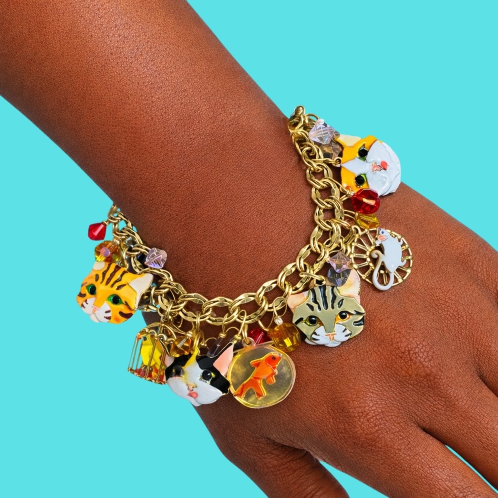 LATR2GO “A Cat’s Life” Vintage Gold-Tone Cat Charm Bracelet - Lunch At The Ritz